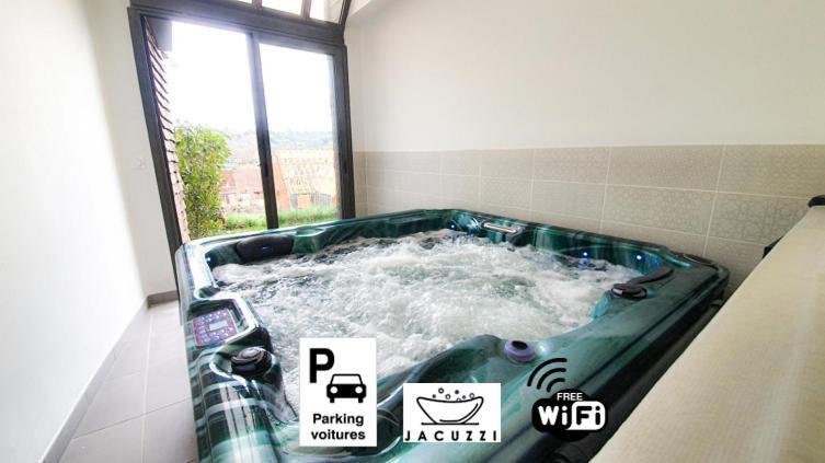 Villa Belle Vue Avec Jacuzzi Privatif Sarlat-la-Caneda Exterior photo